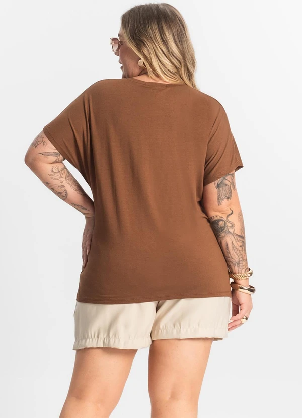 Secret Glam - Shorts Tecido Favo Plus Size Bege 4