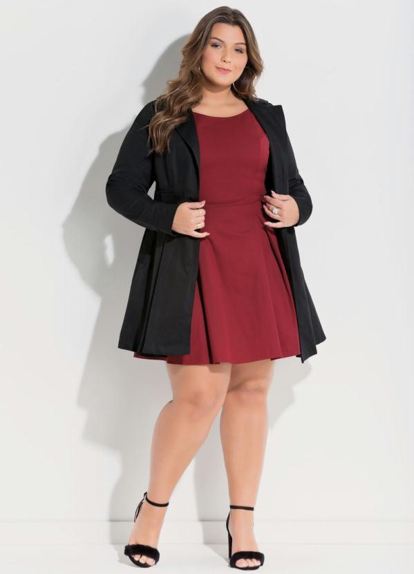 Quintess - Sobretudo em Sarja Plus Size Preto 3