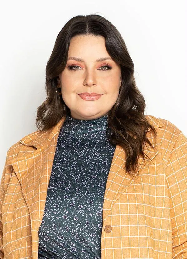 Marguerite - Sobretudo Xadrez Caramelo com Botões Plus Size 3