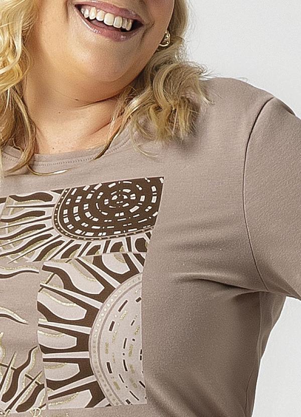 Habana - Blusa Feminina Estampada em Cotton Bege 3