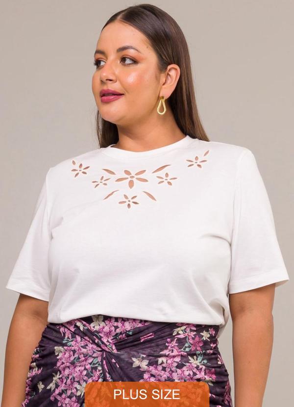 Cess - T-Shirt com Bordados em Algodão Telma Branco