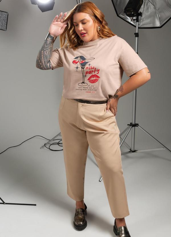 Cativa - T-Shirt Estampada com Corrosão Marrom 2