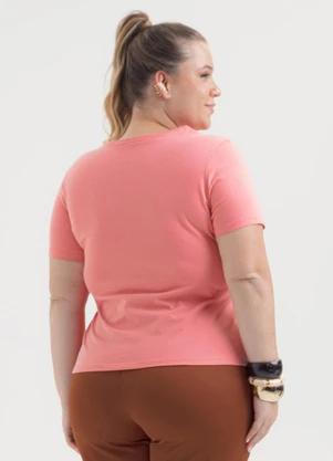 Cativa - T-Shirt Plus Size em Algodão Rosa - CATIVA