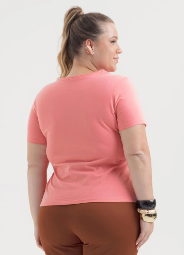 Cativa - T-Shirt Plus Size em Algodão Rosa 2