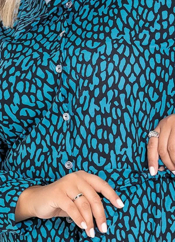 Marguerite - Vestido Animal Print Azul com Botões Plus Size 3