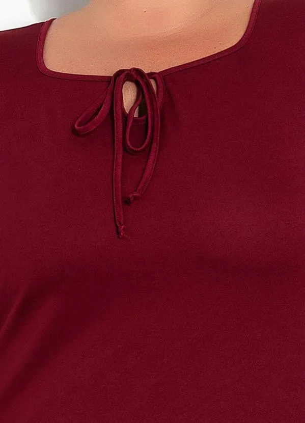 Marguerite - Vestido Bordô com Amarração Plus Size 3