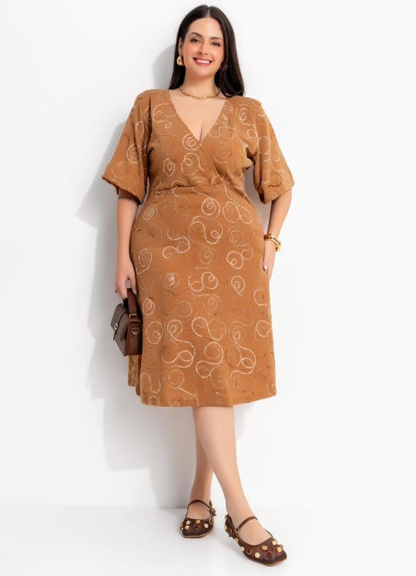 Vestido Caramelo em Malha com Bordados