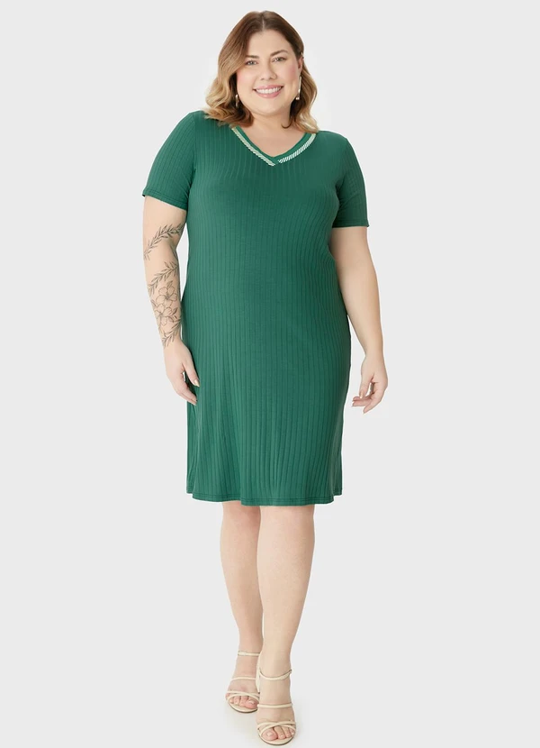 Malwee - Vestido Curto Canelado PlusVerde 