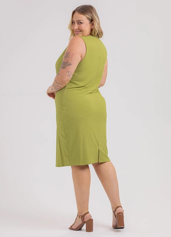 Habana - Vestido Curto Plus Size em Canelado Verde 2