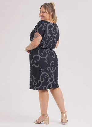 Habana - Vestido Curto Plus Size em Viscose Preto - HABANA