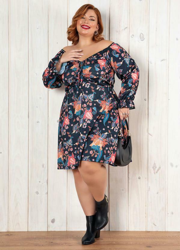 Marguerite - Vestido Floral Preto Ciganinha Plus Size