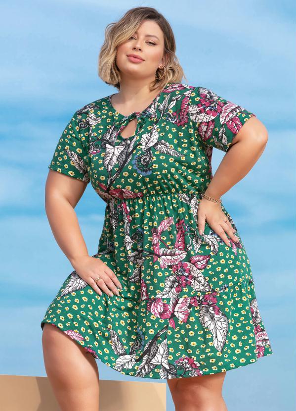 Marguerite - Vestido Floral Verde com Babado Plus Size 6