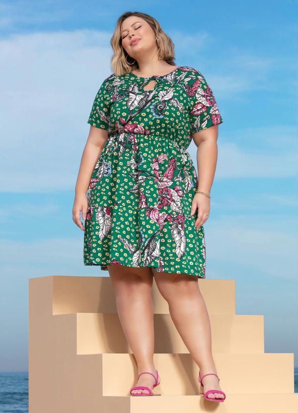 Marguerite - Vestido Floral Verde com Babado Plus Size 7