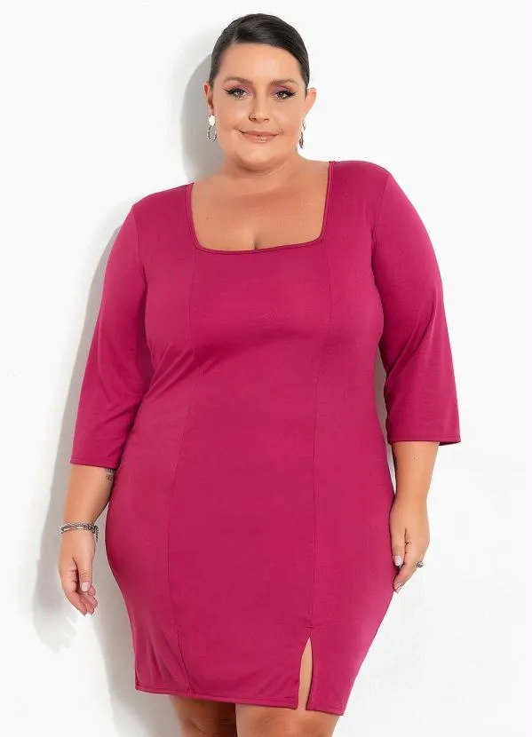 Marguerite - Vestido Fúcsia com Decote Quadrado Plus Size
