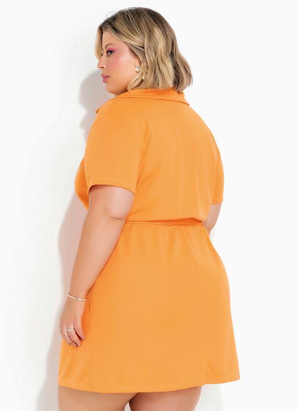 Outlet - Vestido Laranja com Faixa Grátis Plus Size 2