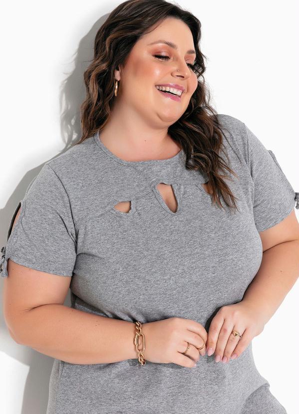 Queima Estoque - Vestido Mescla com Recortes Vazados Plus Size 3