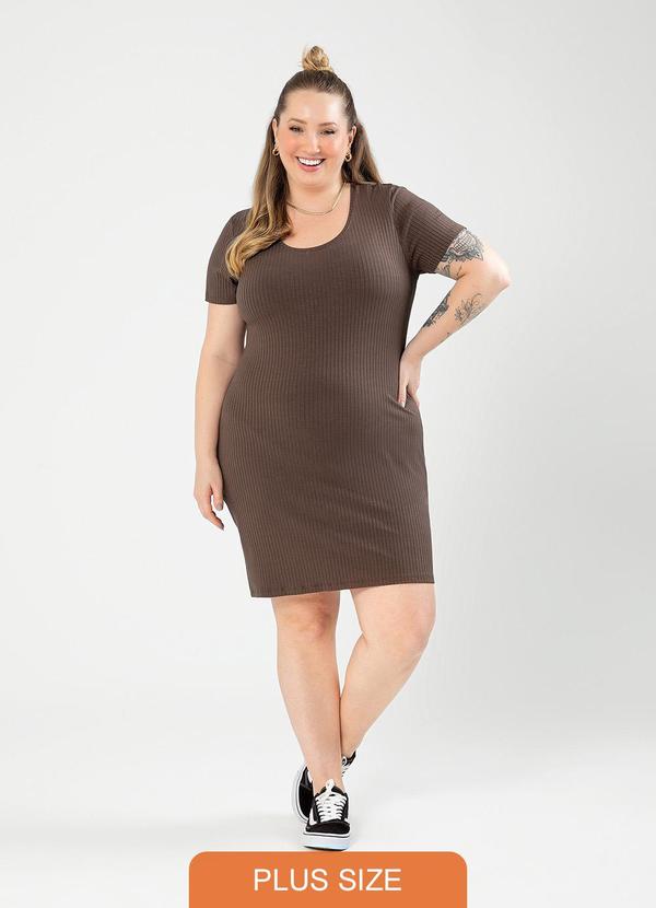 Cativa - Vestido Plus Curto em Canelado Marrom Escuro