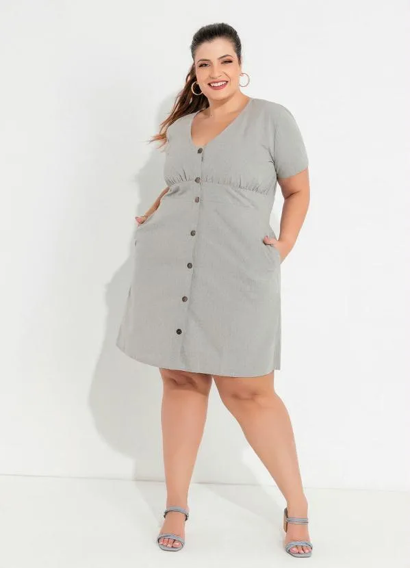 Queima Estoque - Vestido Plus Size Cinza com Abertura em Botões 3