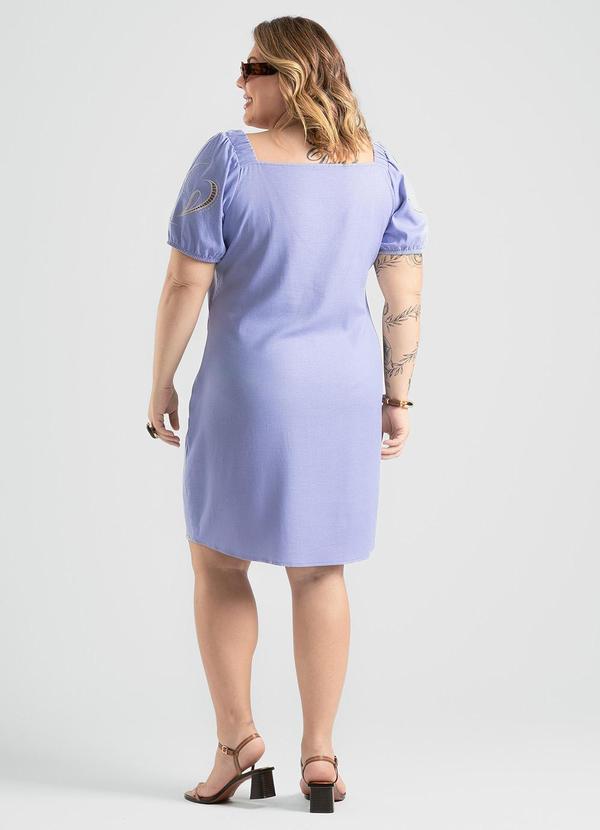 Cativa - Vestido Plus Size Curto em Tecido em Linho Azul 2