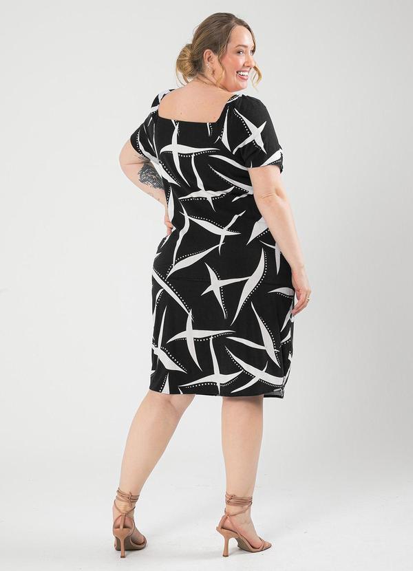 Cativa - Vestido Plus Size Curto em Viscose Preto 2