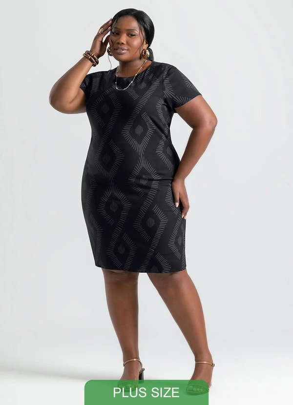 Cativa - Vestido Plus Size Curto em Viscose Preto