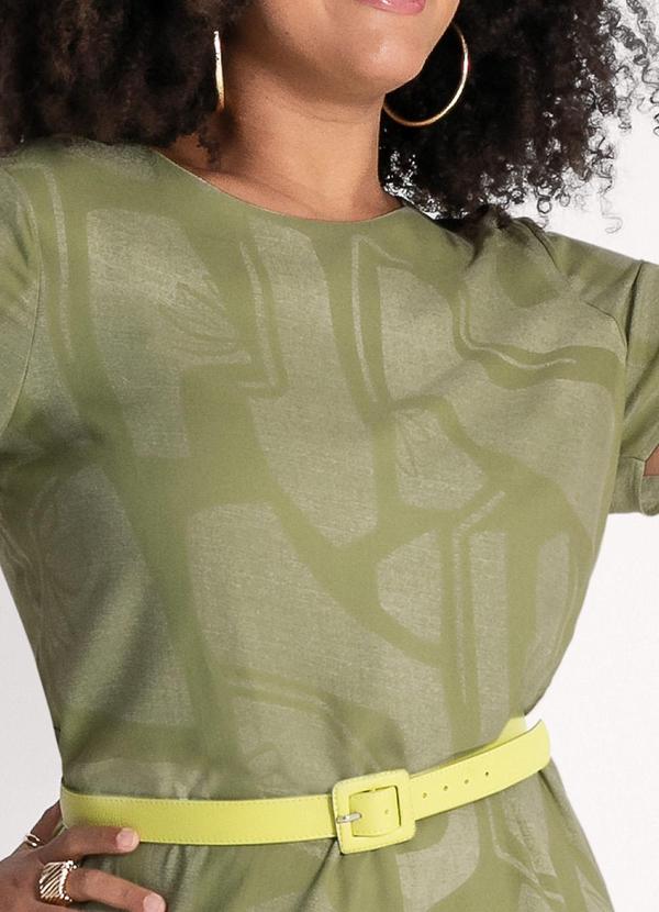 Habana - Vestido Plus Size Curto em Viscose Verde 3
