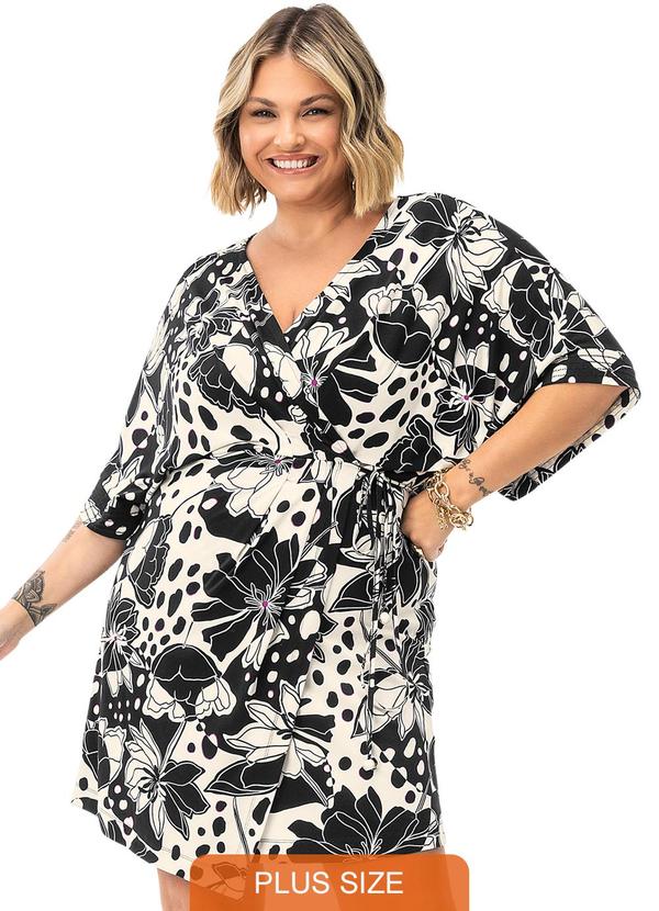 Secret Glam - Vestido Plus Size em Visco Bali Preto 2