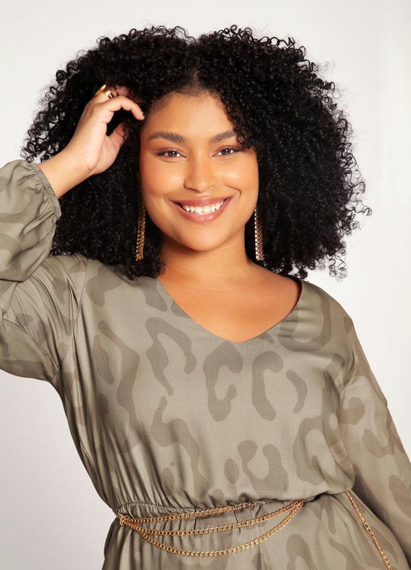 Lunender Mais Mulher - Vestido Plus Size em Viscose com Bege 5