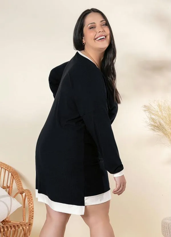 Queima Estoque - Vestido Plus Size Preto com Decote Canoa 4