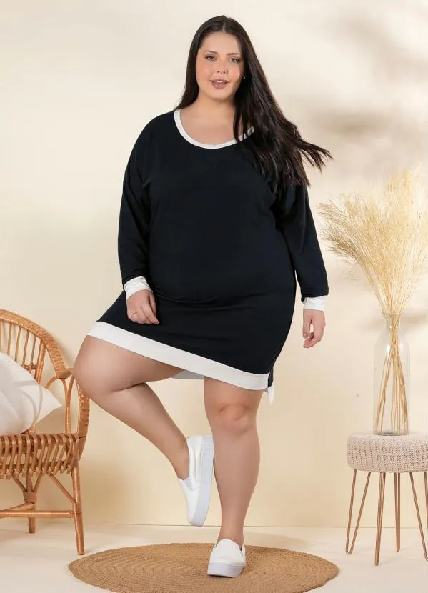 Queima Estoque - Vestido Plus Size Preto com Decote Canoa 3