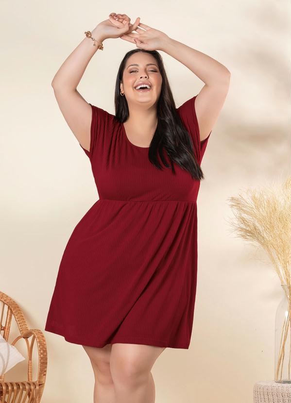 Outlet - Vestido Plus Size Vermelho com Elástico 5