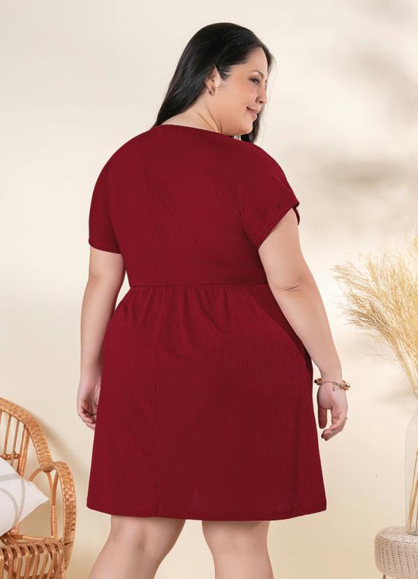 Outlet - Vestido Plus Size Vermelho com Elástico 4