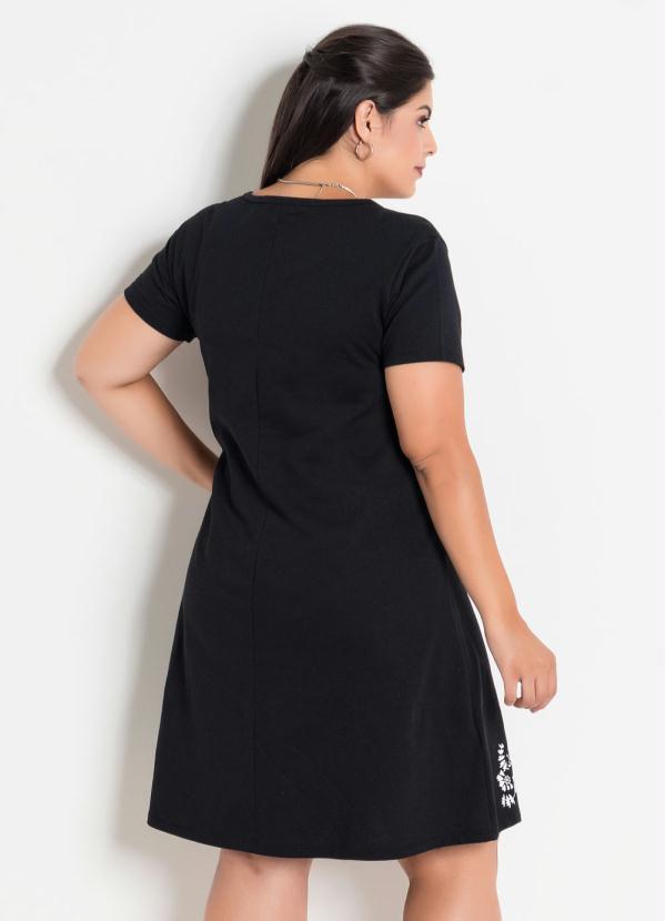 Marguerite - Vestido Preto Plus Size com Barra Floral 2