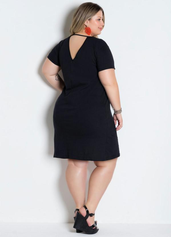 Marguerite - Vestido Preto Plus Size com Vazado nas Costas 4