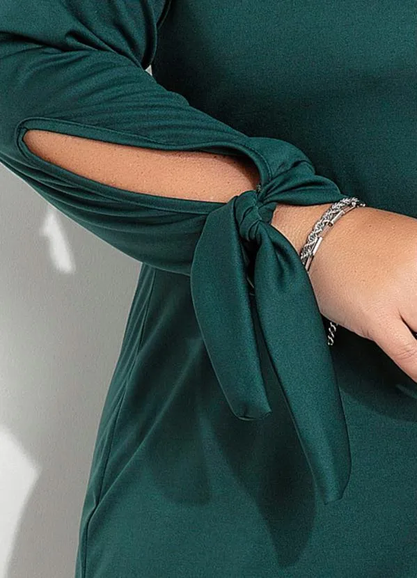 Marguerite - Vestido Verde com Amarração nas Mangas Plus Size
