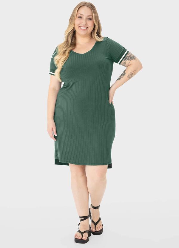 Malwee Plus - Vestido Verde Esmeralda Mullet Canelado 2
