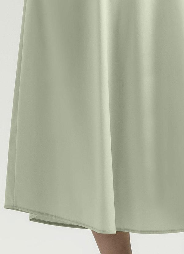 Cativa - Vestido Plus Size de Alças Midi Verde 3