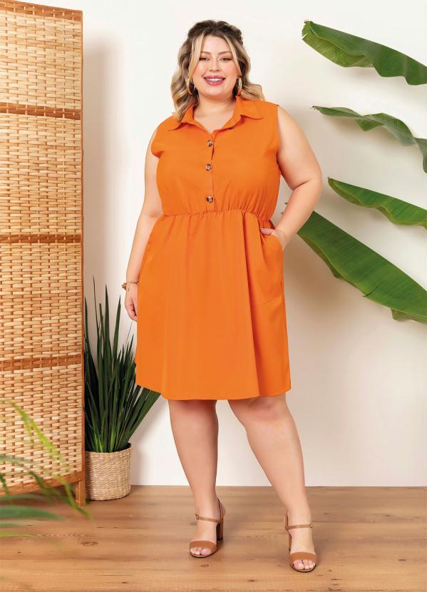 Outlet - Vestido Plus Size Laranja com Botões 3