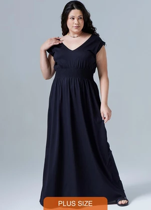 Basicamente - Vestido Gola V Longo Plus Preto - BASICAMENTE