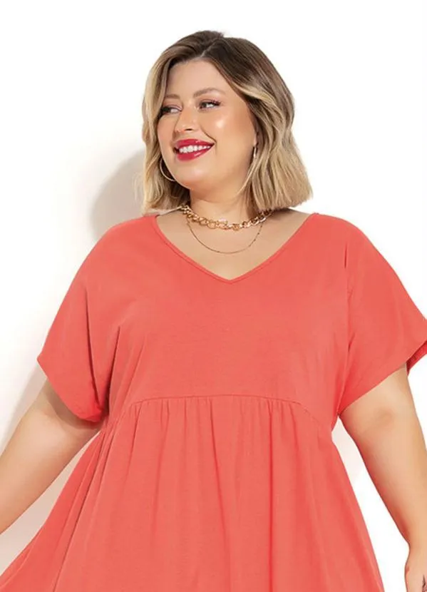 Marguerite - Vestido Coral com Franzidos Plus Size 2