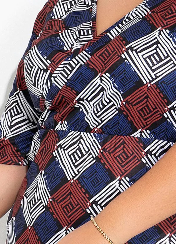 Marguerite - Vestido Geométrico Azul Transpassado Plus Size 3