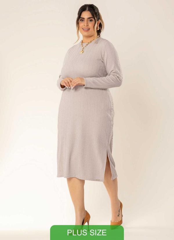 Cativa - Vestido Midi de Tricô Plus Size Bege 1