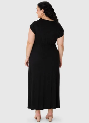 Malwee - Vestido Mídi Evasê Plus Preto - MALWEE