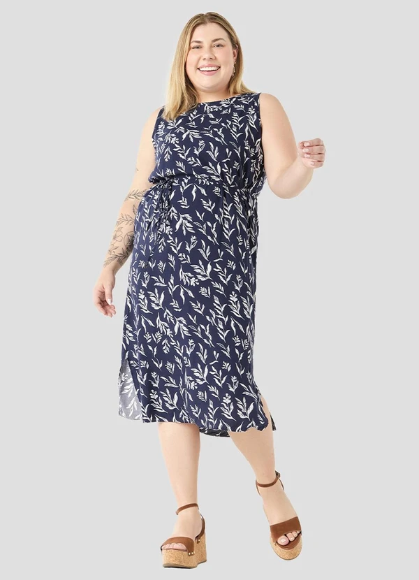 Cereja Rosa - Vestido Plus Size em Tecido Plano Azul