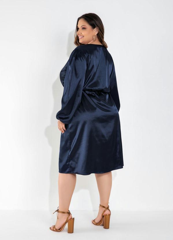 Outlet - Vestido Plus Size Marinho com Transpassado 4