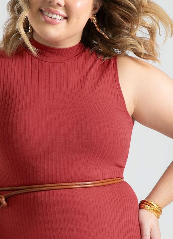 Cativa - Vestido Plus Size Midi em Canelado Marrom Escuro 3