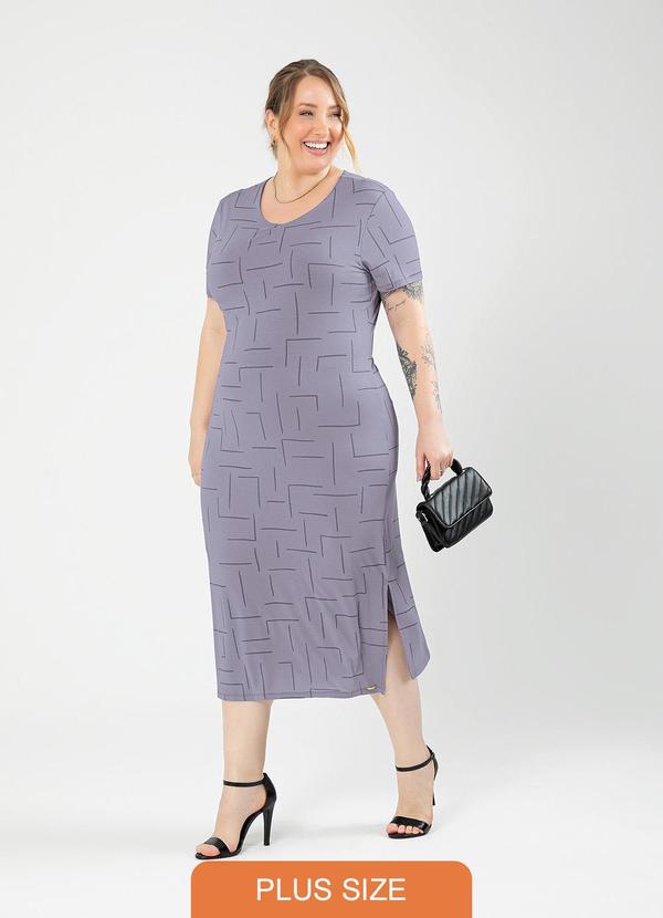 Cativa - Vestido Plus Size Midi em Crepe Lilás