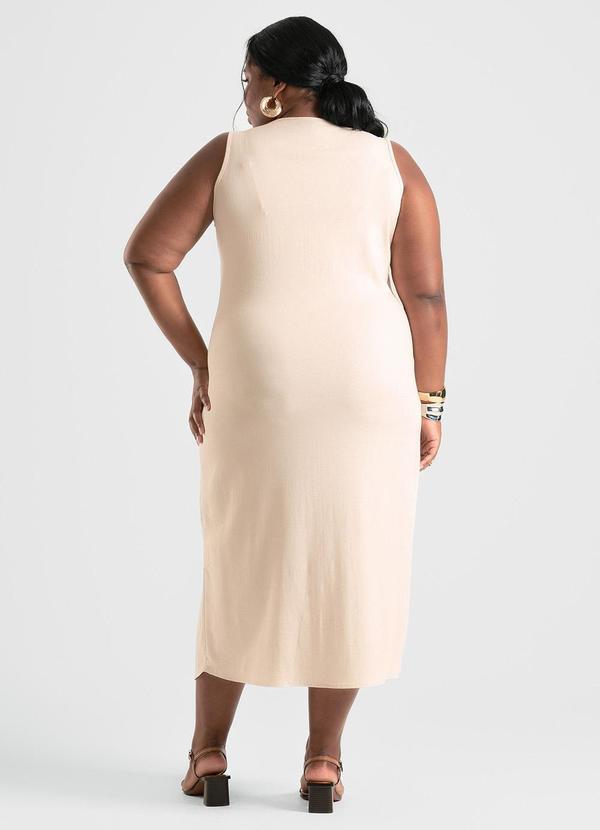 Cativa - Vestido Plus Size Midi em Linho Bege 2