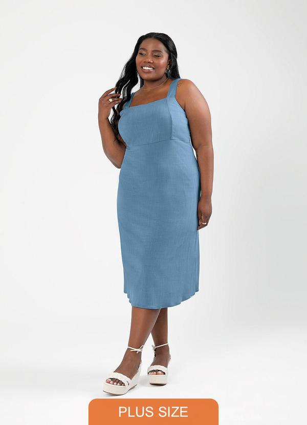 Cativa - Vestido Plus Size Midi em Viscose Azul