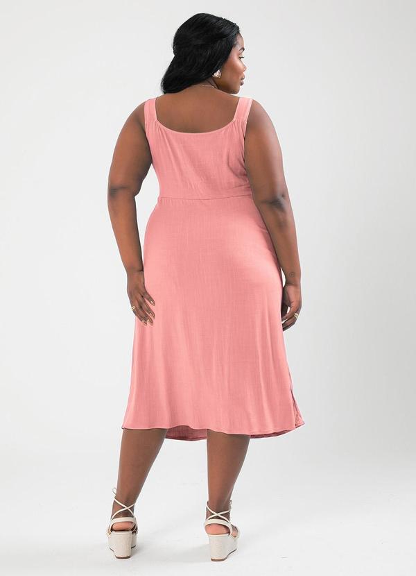 Cativa - Vestido Plus Size Midi em Viscose Rosa Claro 1